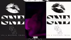 تشغيل Backshot الجنس: زوجان من خشب الأبنوس في الملابس الداخلية