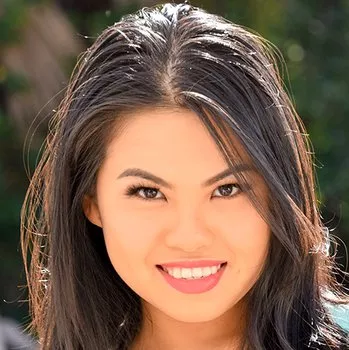 Actrita Cindy Starfall