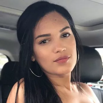 ポルノスター Alina Belle